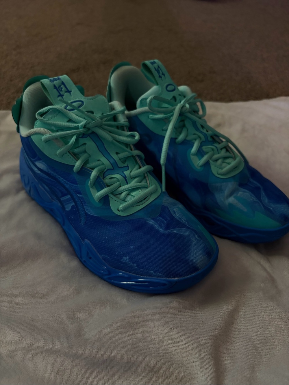 Men's Athletic Sneakers in Blue and Teal — Lightweight Performance